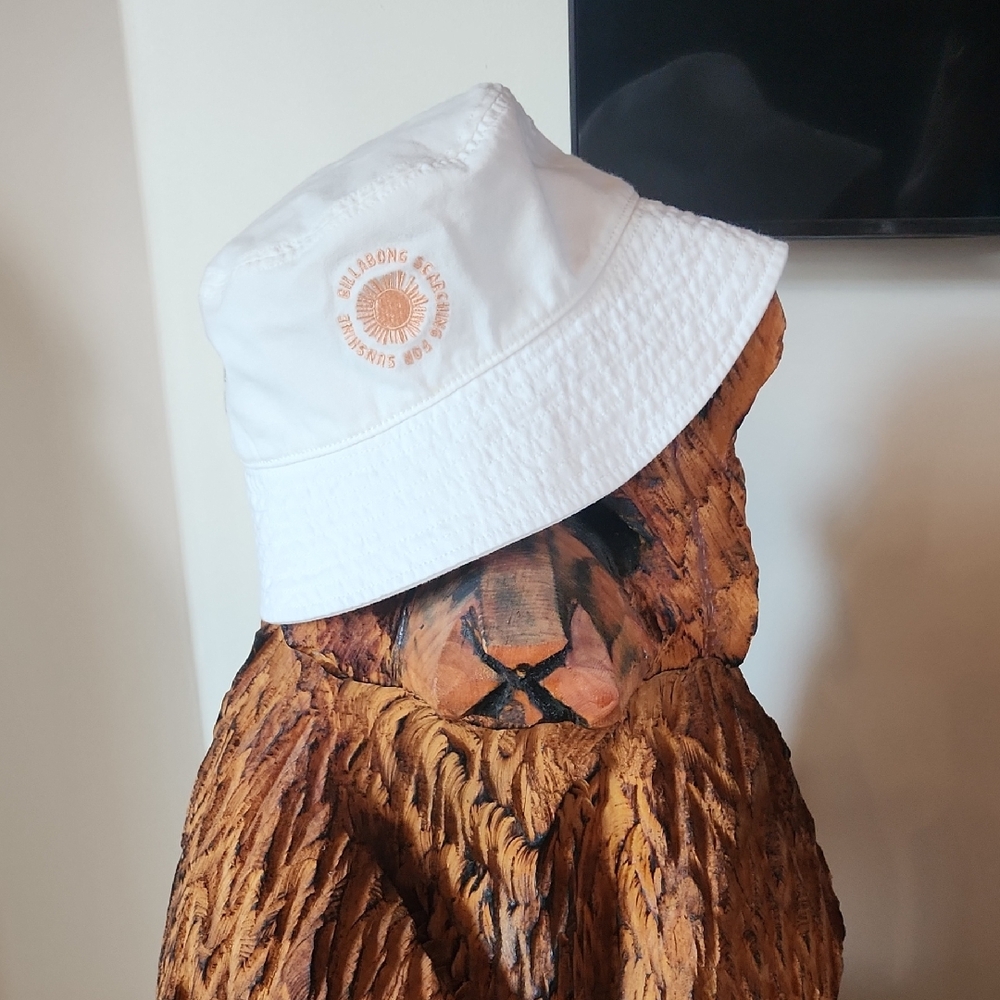 Billabong 100% Cotton White Bucket Hat